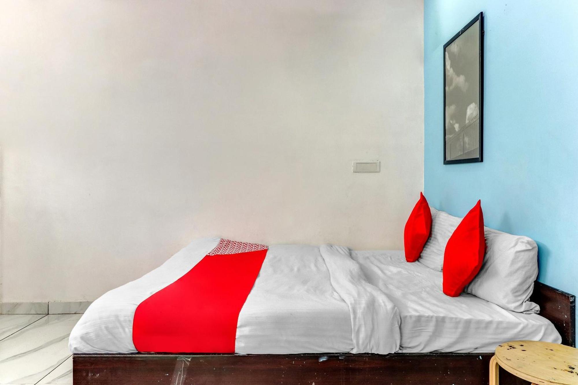 Hotel O Cozy Stay Delhi  Exterior photo
